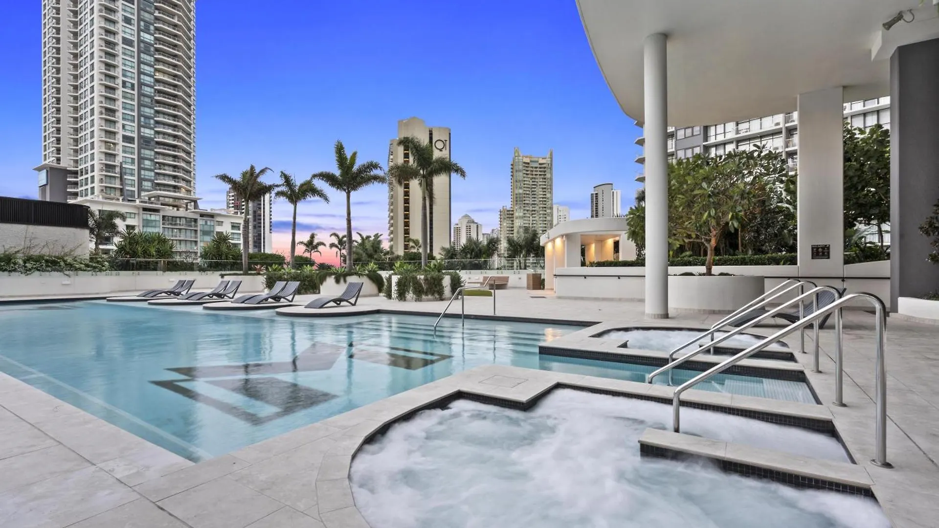 Apartament Luxury High Floor 3 Bedroom Unit With Ocean Views - Q Stay Gold Coast Australia