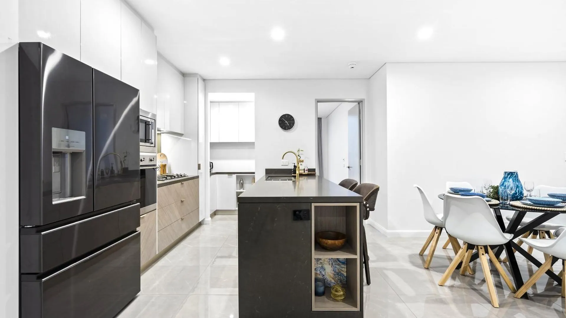Luxury High Floor 3 Bedroom Unit With Ocean Views - Q Stay Gold Coast Australia